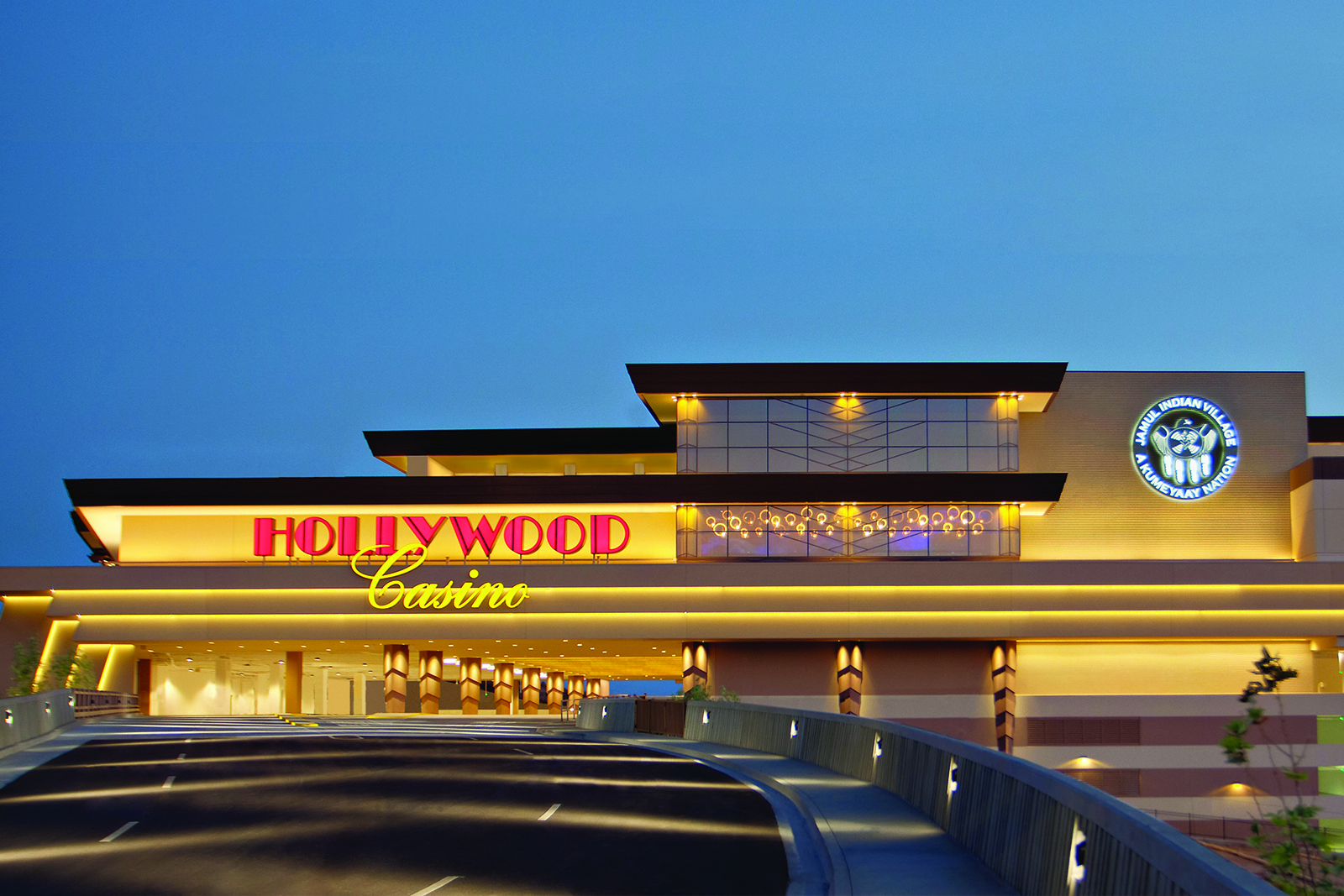 Hollywood Casino Jamul  buffet, restaurant, promotions, poker, jobs, and concerts/events.  Located in San Diego, CA.